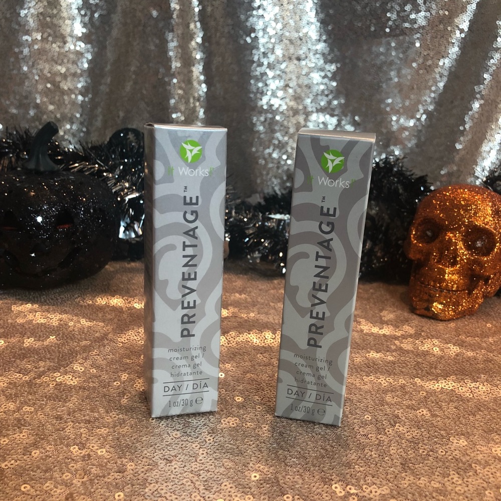 ‼️SOLD‼️ IT WORKS! Cream Day Gel